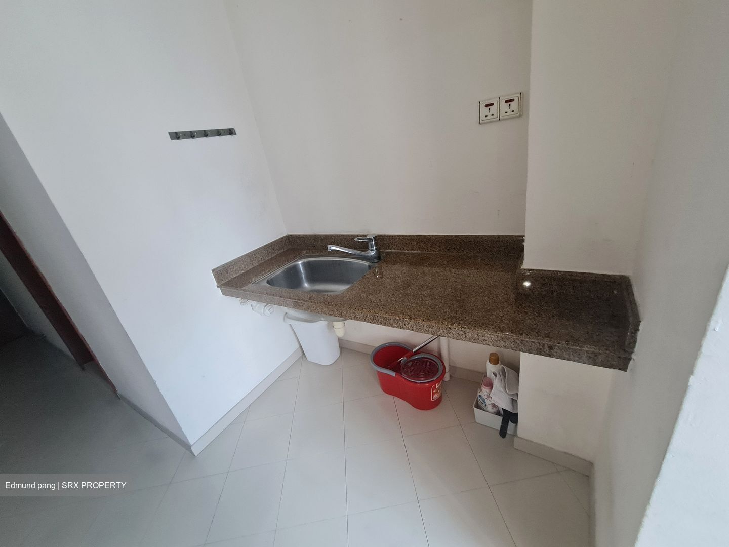 Cairnhill Plaza (D9), Apartment #490138331